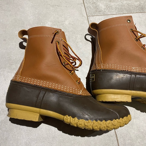 LL Bean - Mens 8” Bean Boot - Like new, classic duck boots - Picture 6 of 6